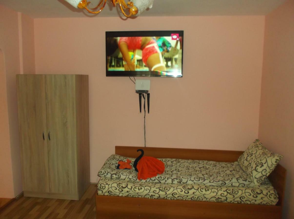 Apartament 2 Camere Semidecomandat "La Gicu" Sulina Extérieur photo